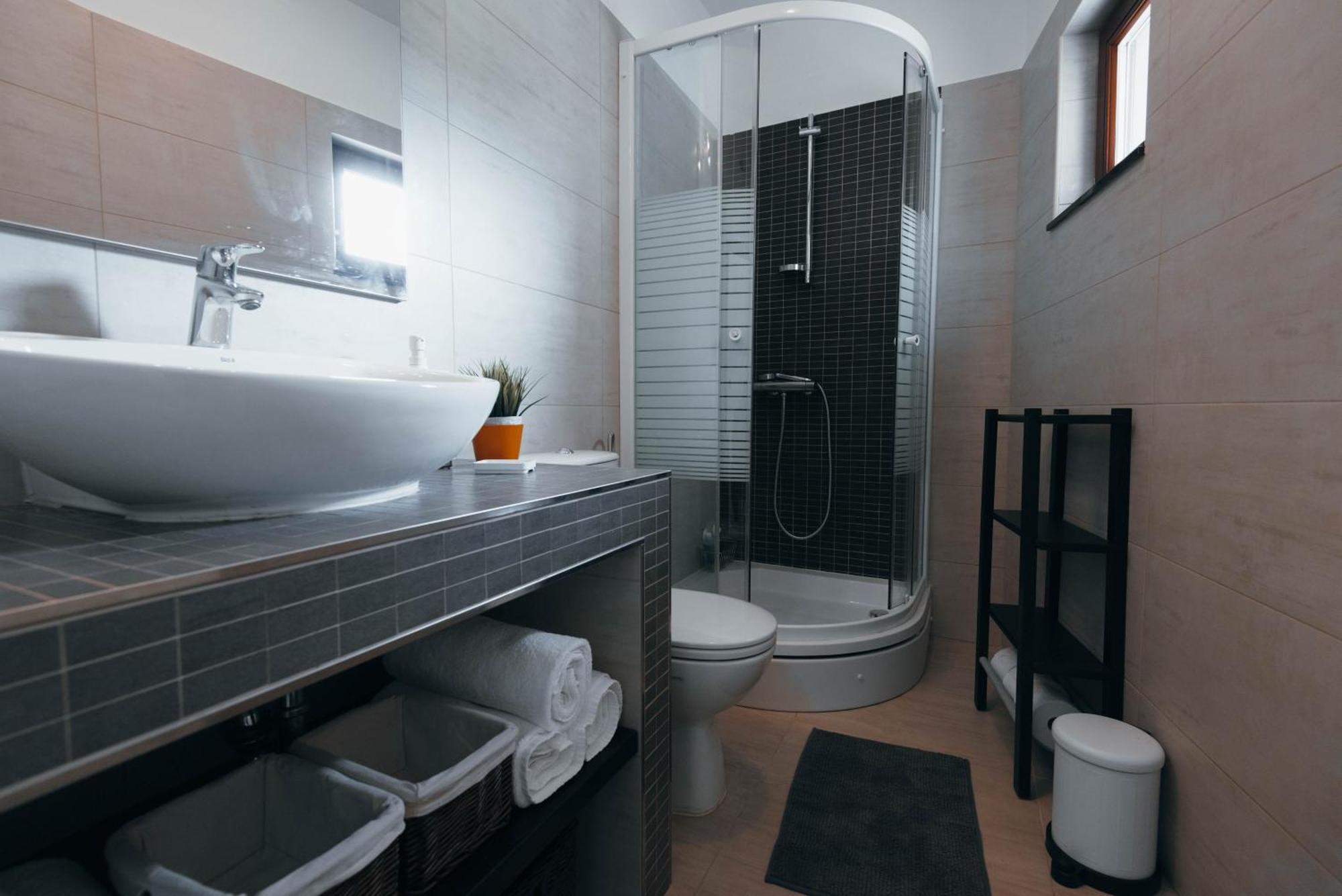 Cozy Country Home With Heated Outdoor Pool Szybenik Zewnętrze zdjęcie